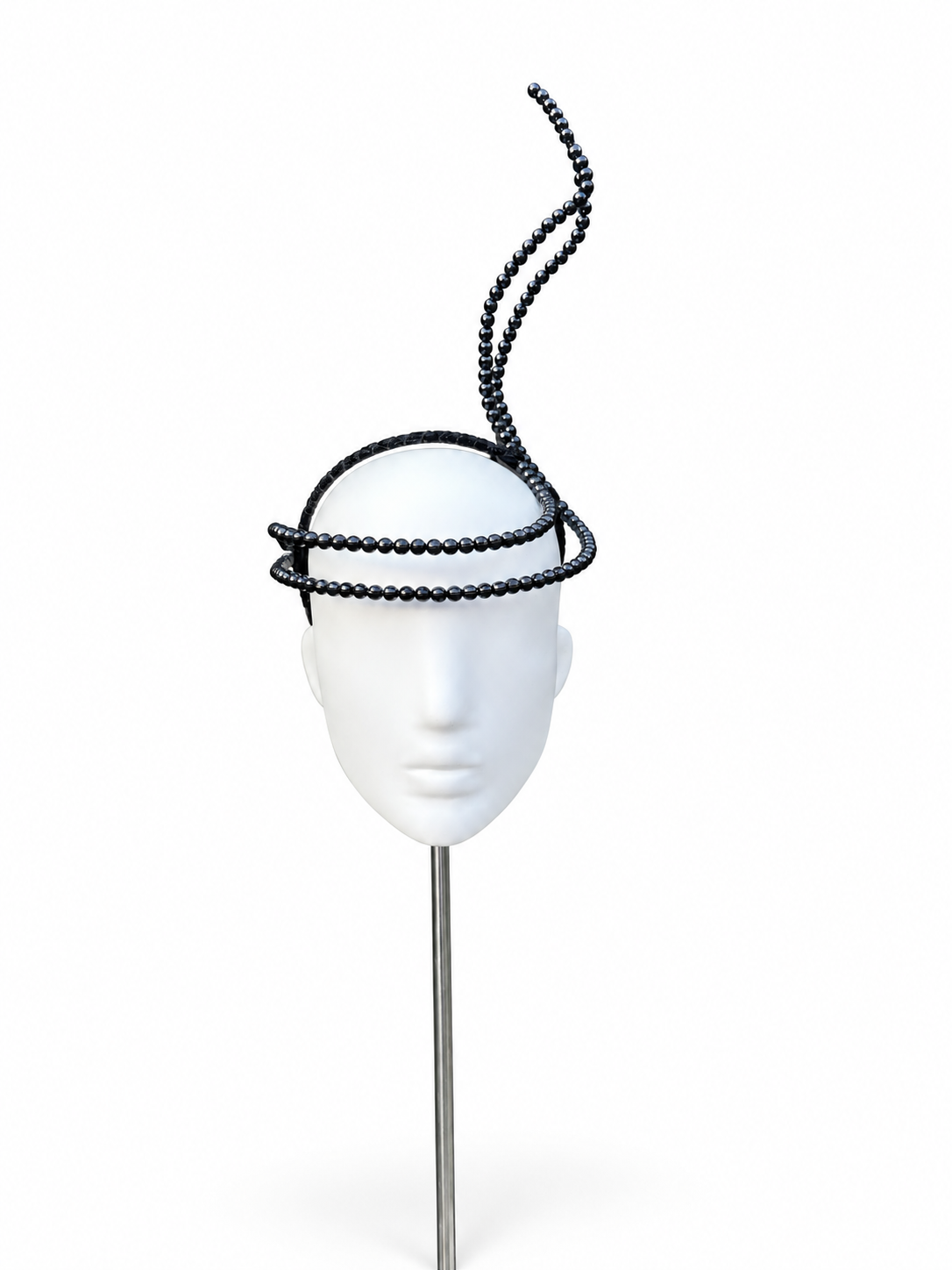 Minuit sur Monaco black pearl-like beaded halo headband by Rachel Sañado, view 1