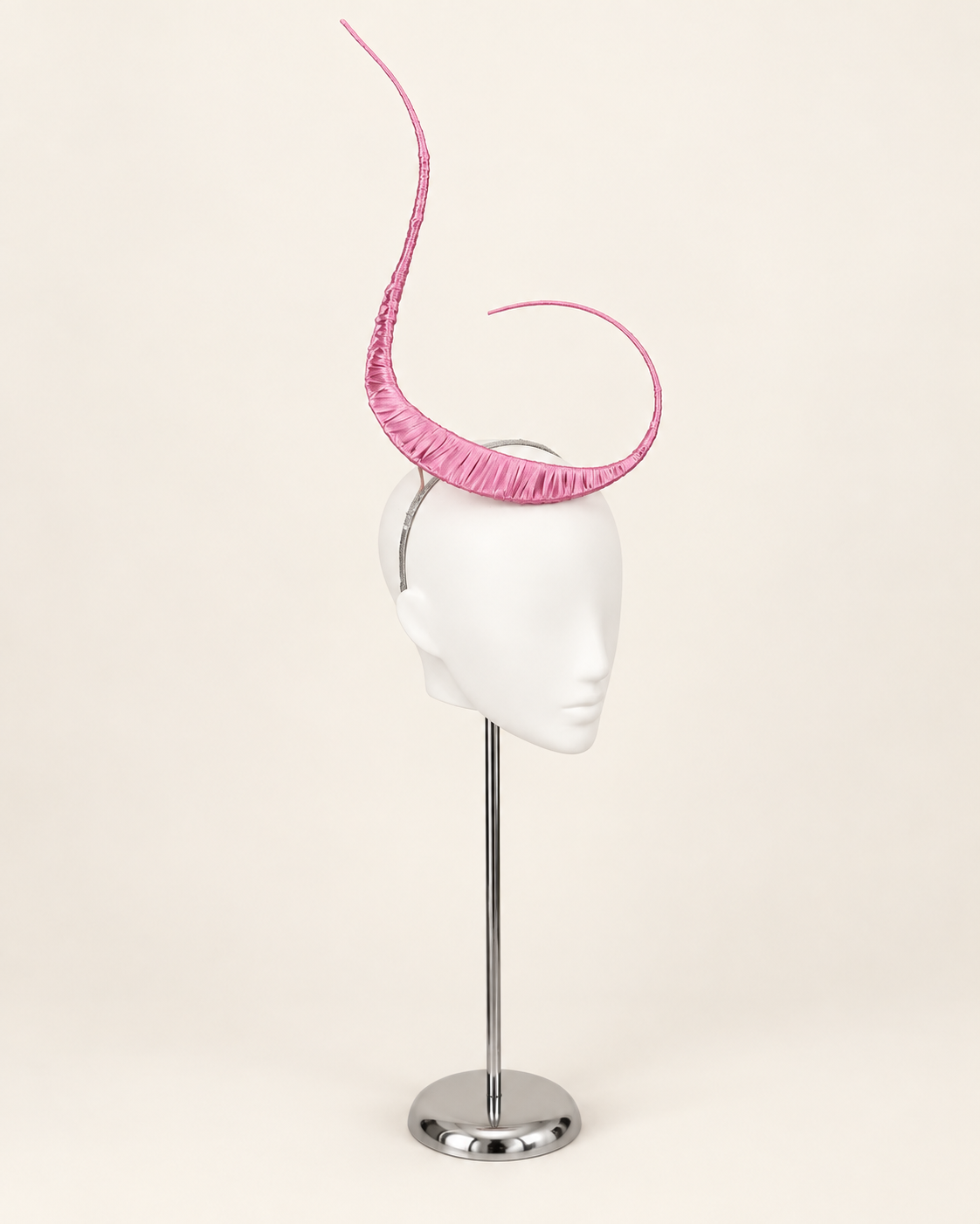 Polaris sculptural mast headpiece in pink, three-quarter view