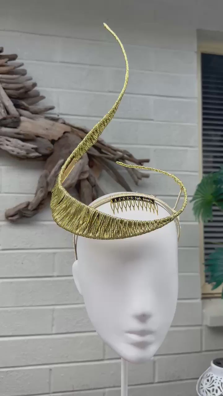 Polaris — Metallic Gold Sculptural Mast Fascinator