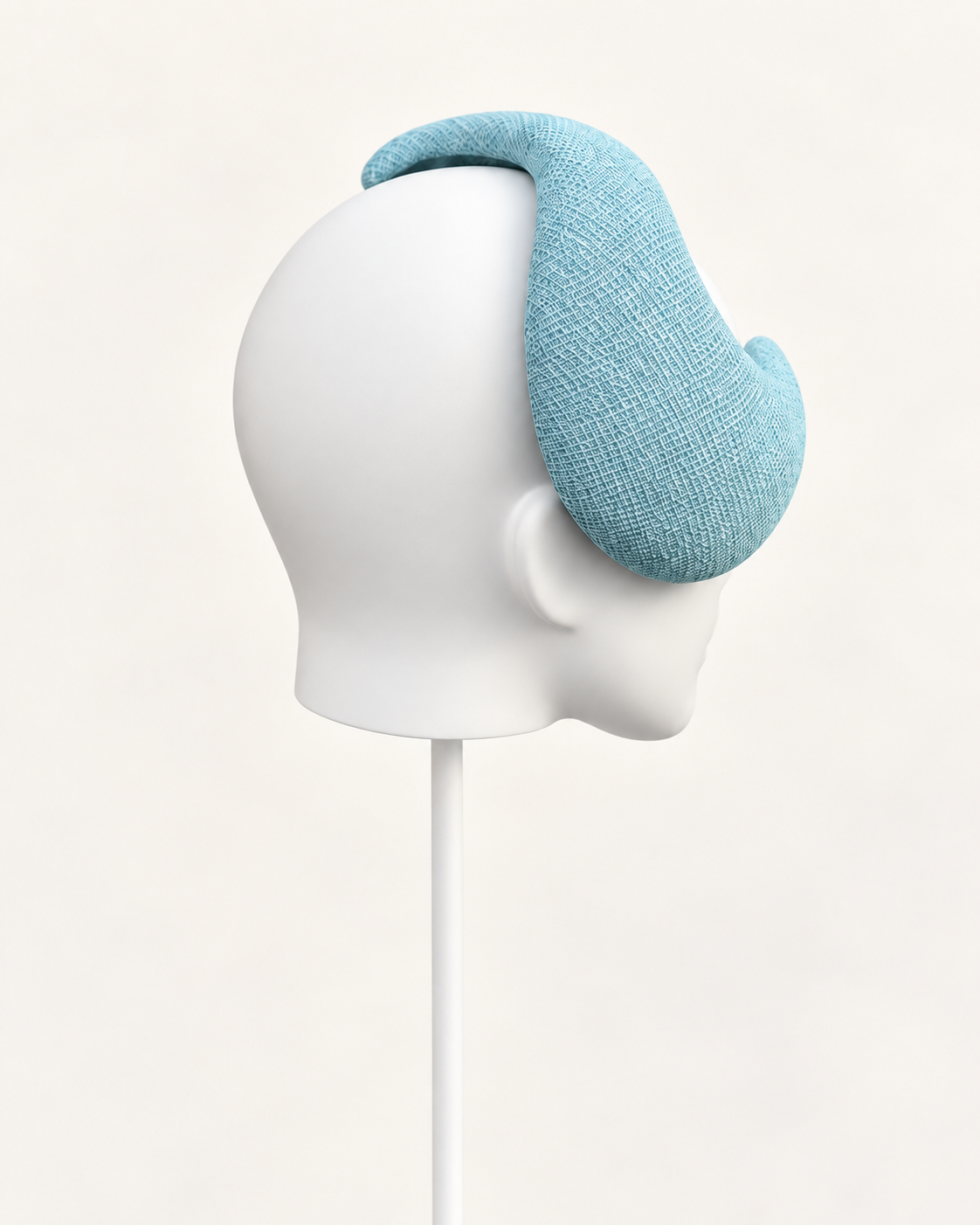 Onda Ionica — Pale Aqua Wave — white mannequin and white stand